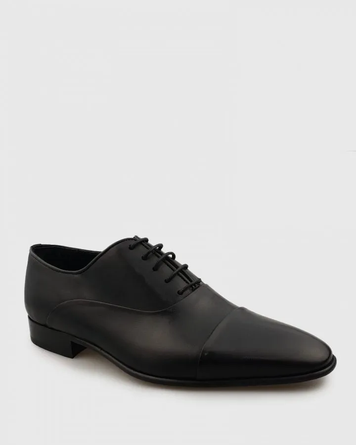 BRANDO 6850 AUSTIN OXFORD BLACK T-C SHOE