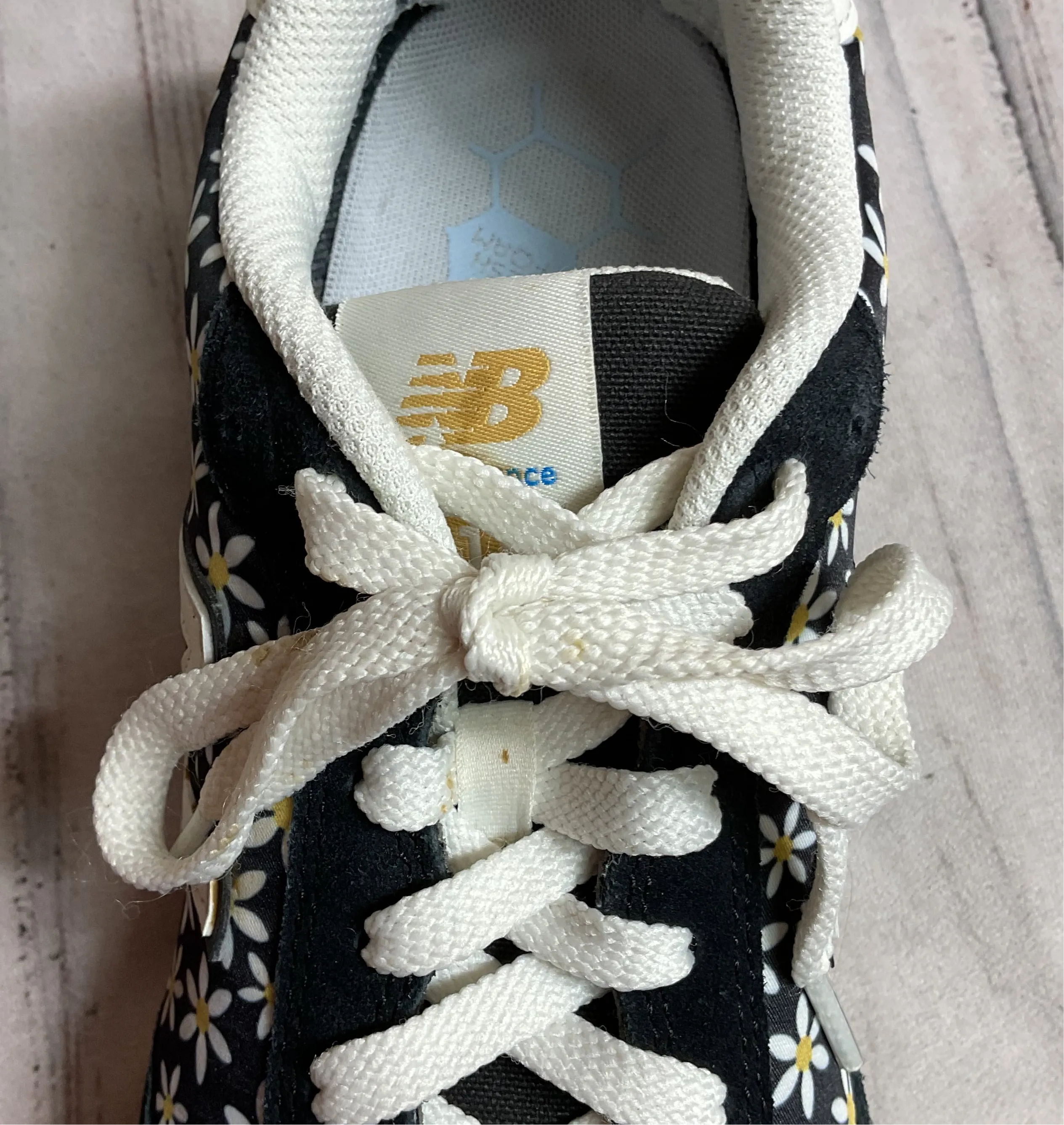 Shoes Athletic By New Balance In Blue & White, Size:9